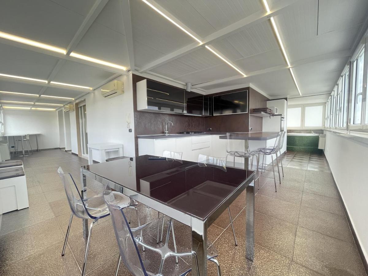 Cconforthotels Appartamento Skyline Μπάρι Εξωτερικό φωτογραφία