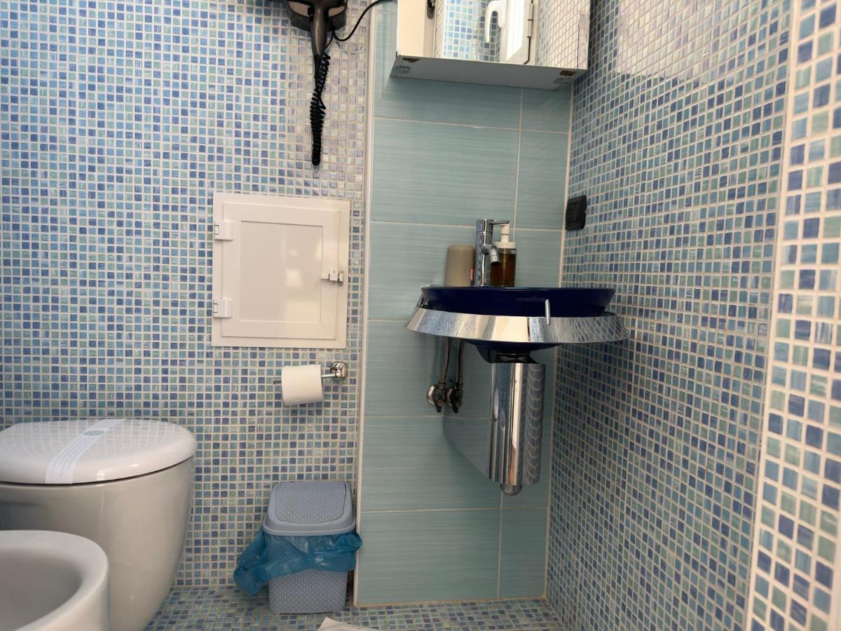 Cconforthotels Appartamento Skyline Μπάρι Εξωτερικό φωτογραφία